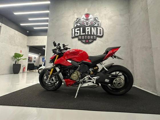 DUCATI STREETFIGHTER V4 S DUCATI STREETFIGHTER V4 S